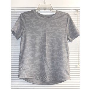 Lululemon Long Distance Short Sleeve (size 6)